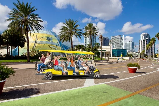 St. Petersburg Sightseeing Golf Cart Tour - Image 1