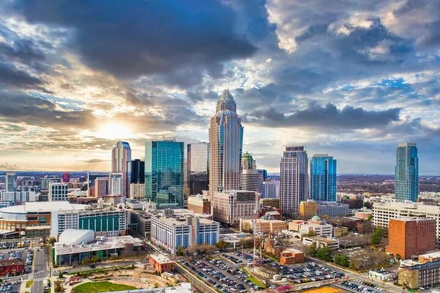 Charlotte Airport Transfer in Luxury SUV - Image 6