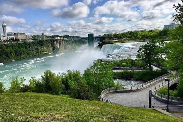 Niagara Falls Cave of the Winds Tour - Image 6
