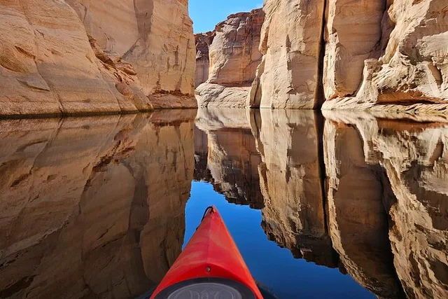 Antelope Canyon Kayak and Hike Slot Canyon - Image 2
