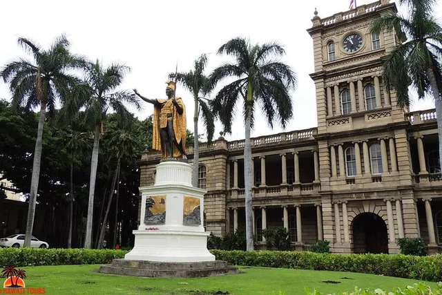 Honolulu City Tour and Vulcan in Spanish - Image 2