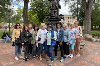 Santa Fe Walking Tour with Local Historian