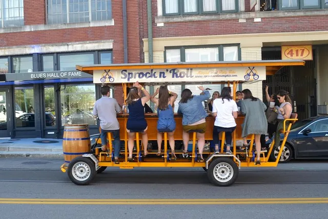 Memphis Pedal Bike Bar Crawl - Image 5