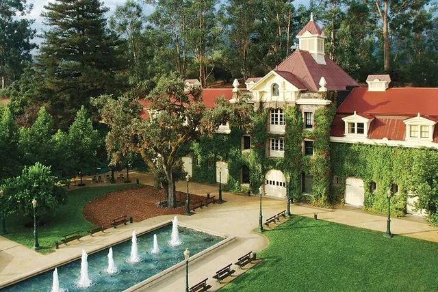 Napa Wine Tour for Up to 4 Guests - Image 4