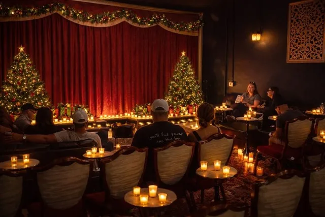 Las Vegas Magic Theater Christmas Show - Image 2
