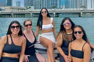 Miami Private Boat Tour 1 Hour thumbnail 6