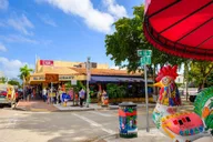 Miami City Tour with Professional Guide 4 hr thumbnail 2
