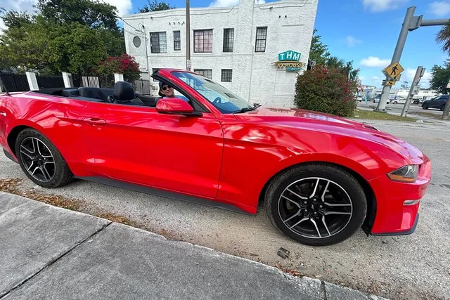 Miami Mustang Convertible Rental - Image 6