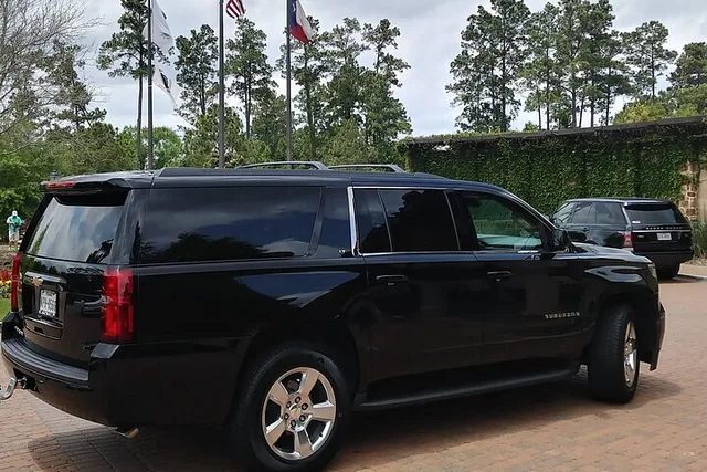 Galveston SUV Transfer to Hobby Airport - Image 1