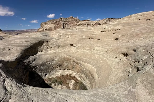 Lake Powell Kayaking and Hike - Image 3