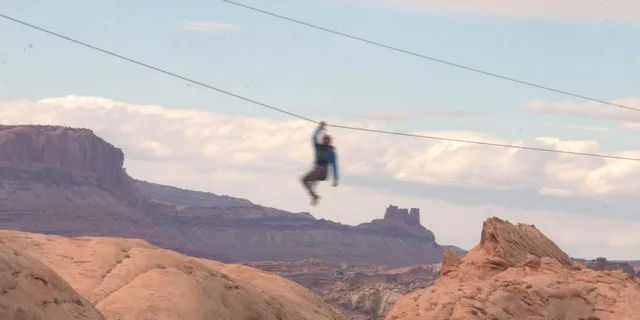 Moab Zip Line Adventure 2.5 hr - Image 2