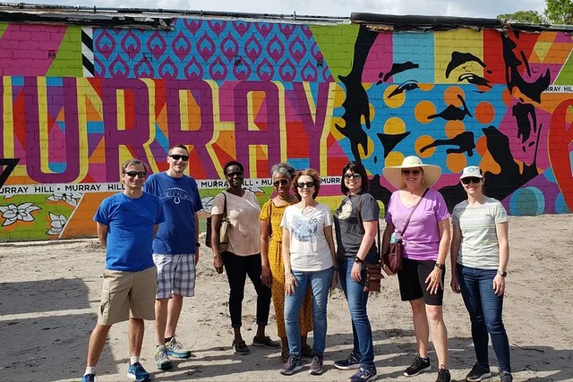 Jacksonville Walking Mural Tour in Murray Hill - Image 2