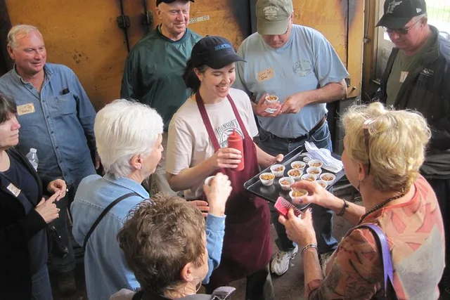 Lafayette Cajun Food Bus Tour - Image 3