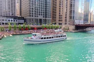 Chicago River Architecture Boat Tour 90 Min thumbnail 2