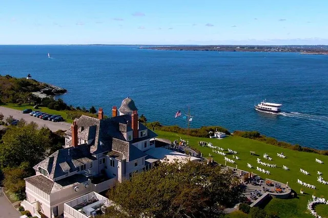 Newport Scenic Bay Cruise of Narragansett Bay - Image 1