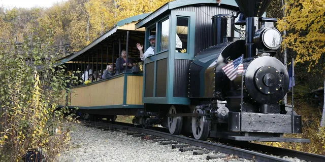 Fairbanks Gold Dredge 8 Train Tour - Image 1