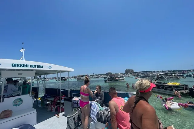 Destin Crab Island Swim Excursion - Image 4