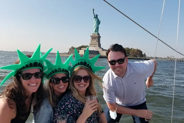 New York Harbor Private Sailboat Charter - Image 4