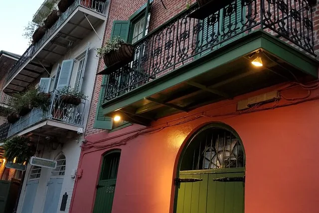 New Orleans Haunted Walking Tour Evening - Image 6