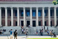 Cambridge Walking Tour of Harvard University in French 2 hr thumbnail 5
