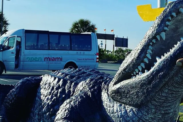 Miami Everglades Airboat Tour - Image 3