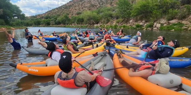 Cottonwood Kayak Tour on the Verde River - Image 4