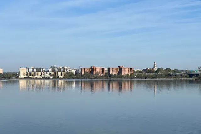 Washington DC Water Taxi Tour - Image 6
