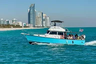 Miami Sandbar Adventure and Snorkel Boat Tour thumbnail 2
