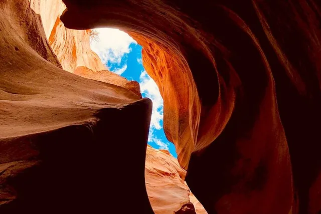 Kanab Slot Canyon Jeep Tour - Image 2