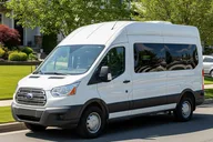 Newark Airport to Times Square Van Transfer thumbnail 2