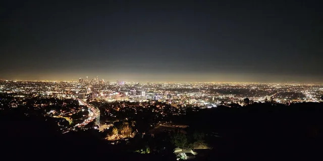 Los Angeles True Crime and Ghost Stories Walking Tour - Image 5