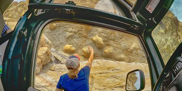 Cañon City Royal Gorge Jeep Tour - Image 3