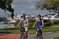 Miami Beach Bike Tour thumbnail 2
