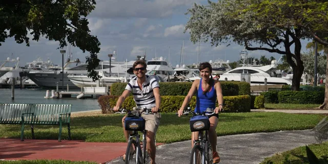 Miami Beach Bike Tour - Image 2