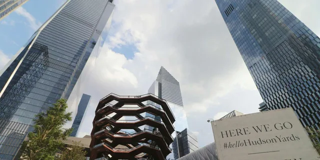 New York Edge Observation Deck and Little Island Tour - Image 4