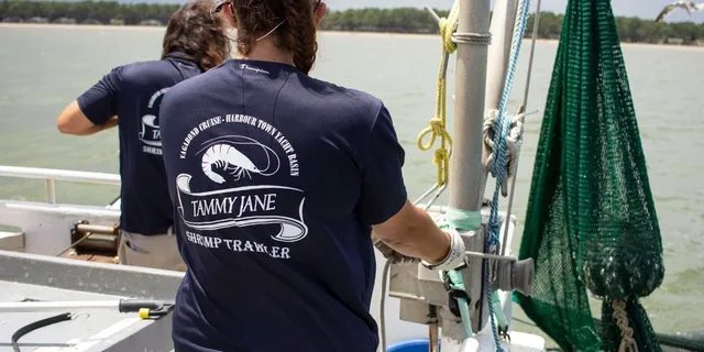 Hilton Head Shrimp Trawling Boat Tour - Image 4