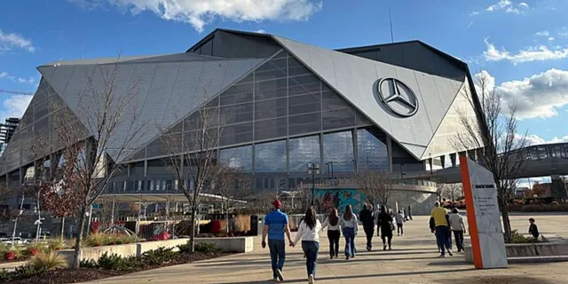 Atlanta United Football Game at Mercedes-Benz Stadium - Image 4