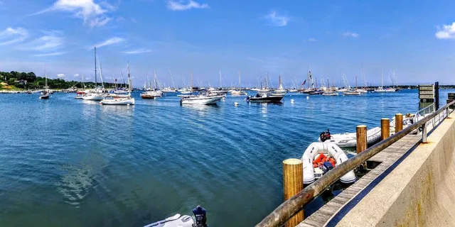 Boston Martha's Vineyard Day Trip with Optional Island Tour - Image 5