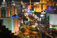 Las Vegas Bars and Dining Limo Experience thumbnail 1