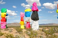 Las Vegas Hoover Dam and Seven Magic Mountains Tour thumbnail 6
