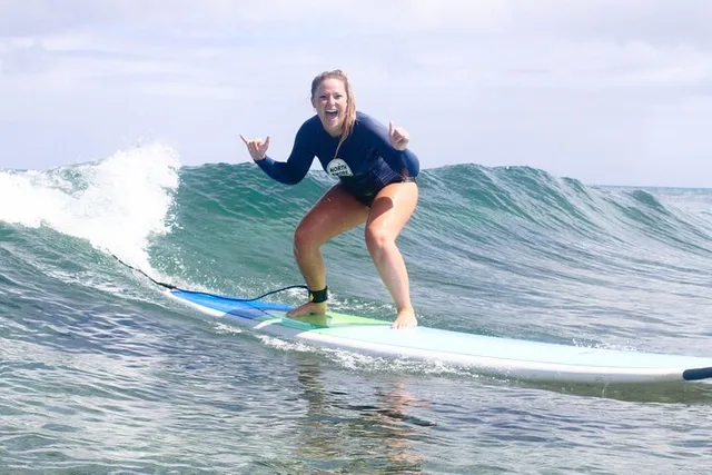 Oahu Surf Lesson for 3-5 People - Image 5