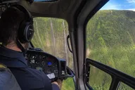 Kailua-Kona Waterfall Helicopter Tour 75 min thumbnail 2