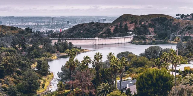 Los Angeles Celebrity Homes Private Tour - Image 5