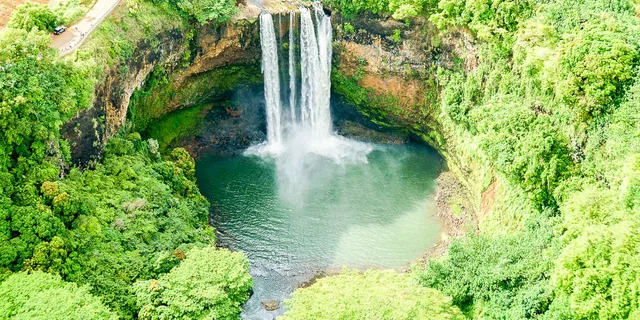 Maui Helicopter Tour with Hana Rainforest Landing - Image 5