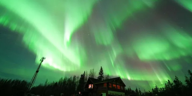 Fairbanks Aurora Viewing Lodge Tour - Image 2