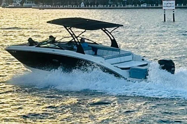 Miami Private Party and Swimming Tour - Image 6
