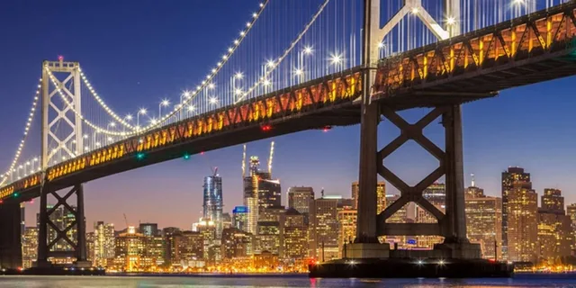 San Francisco City Lights Sail - Image 4