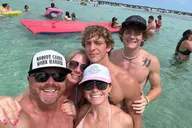 Sandestin Crab Island Excursion Aboard Sol y Luna 4.5 Hr thumbnail 6