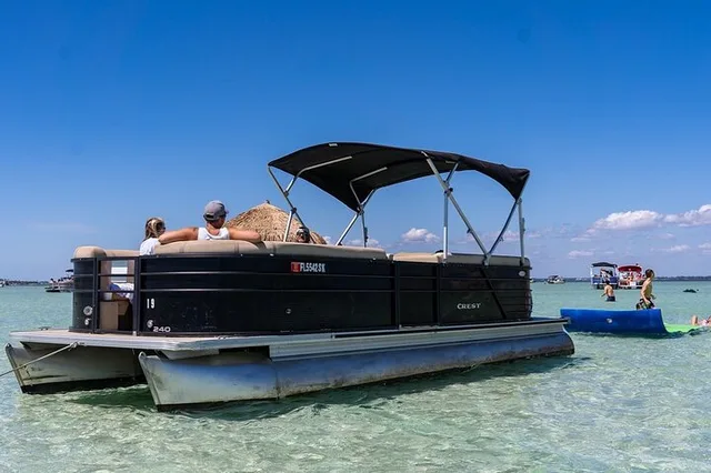 Fort Walton Beach Pontoon Rental with Lily Pad - Image 1