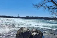 Niagara Falls Tour with Maid of the Mist & Cave of the Winds thumbnail 3